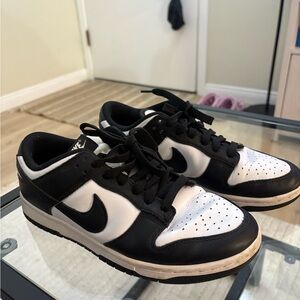 Nike Panda Dunks - Black & White